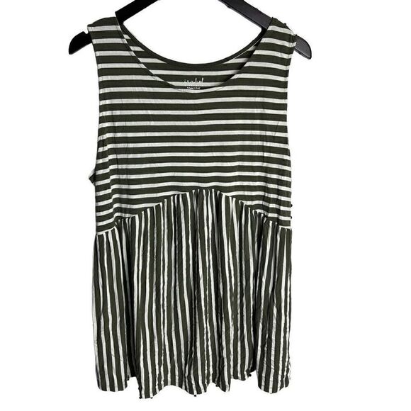 Isabel maternity sleeveless top size large - Picture 1 of 5